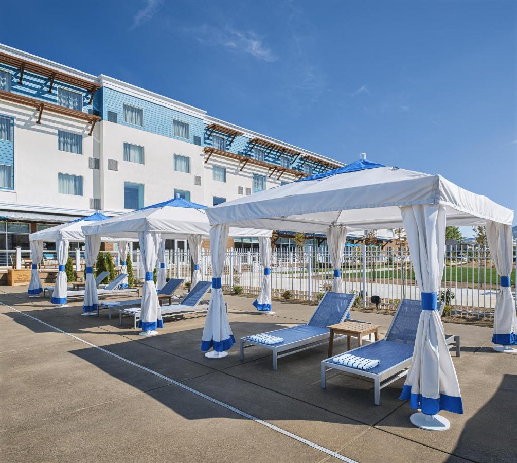 Compass By Margaritaville Medford Exteriér fotografie